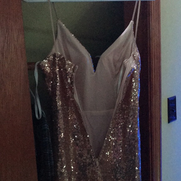 dress - Picture 4 of 5